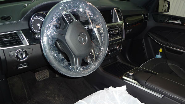 Нанесение защитной антигравийной пленки на передние элементы кузова на Mercedes GL 350