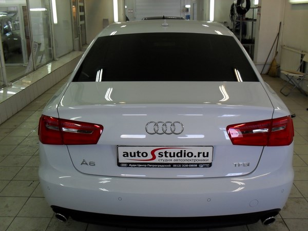Выполнение работ по тонированию Audi A6