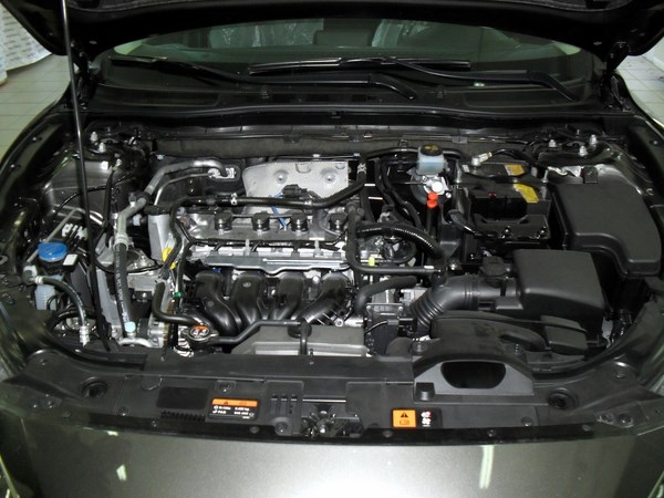 Установка сигнализации с обратной связью на Mazda 3