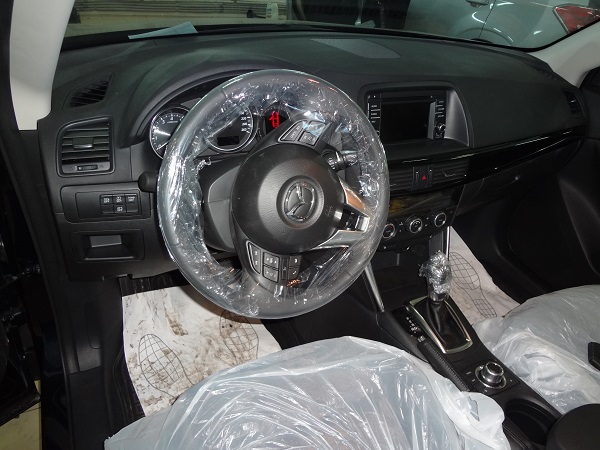 Установка камеры заднего вида на Mazda CX5