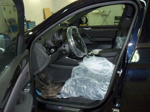 Установка охранного комплекса на BMW X4