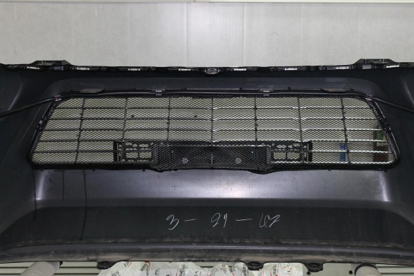 Установка защитной сетки радиатора на Toyota Hi Lux
