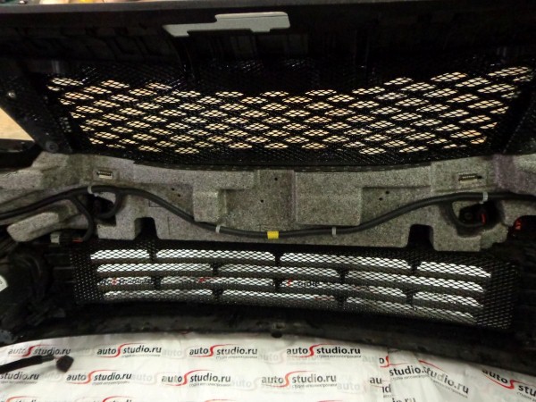Установка защитной сетки радиатора на Kia Optima