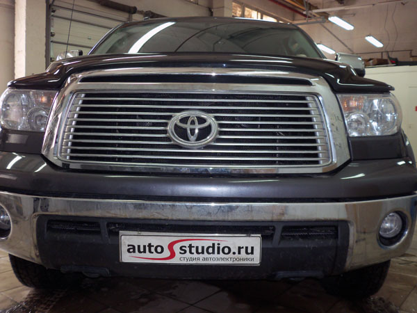 Установка защитной сетки радиатора на Toyota Tundra