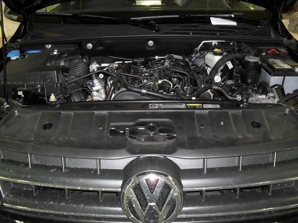 Установка мультимедии на Volkswagen Amarok