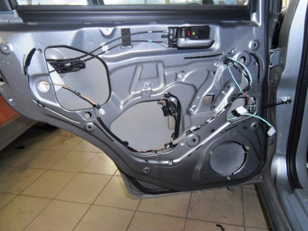Комплексная вибро-шумоизоляция Suzuki SX4