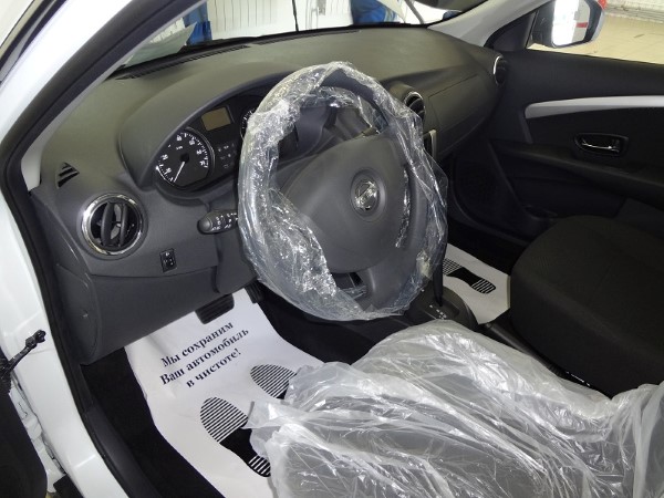 Установка защитной сетки радиатора на Nissan Almera
