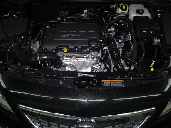 Установка противоугонного оборудования и парктроника на Opel Astra Turbo
