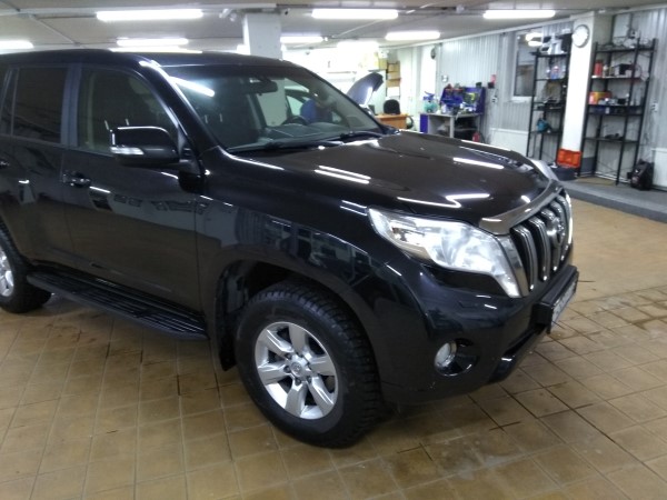 Установка противоугонного комплекса с GSM оповещением на Toyota Land Cruiser Prado